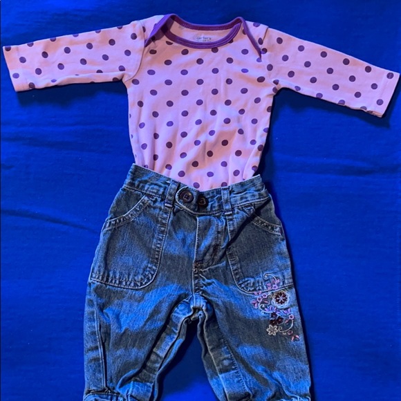 Carter’s Outfit - Picture 1 of 7